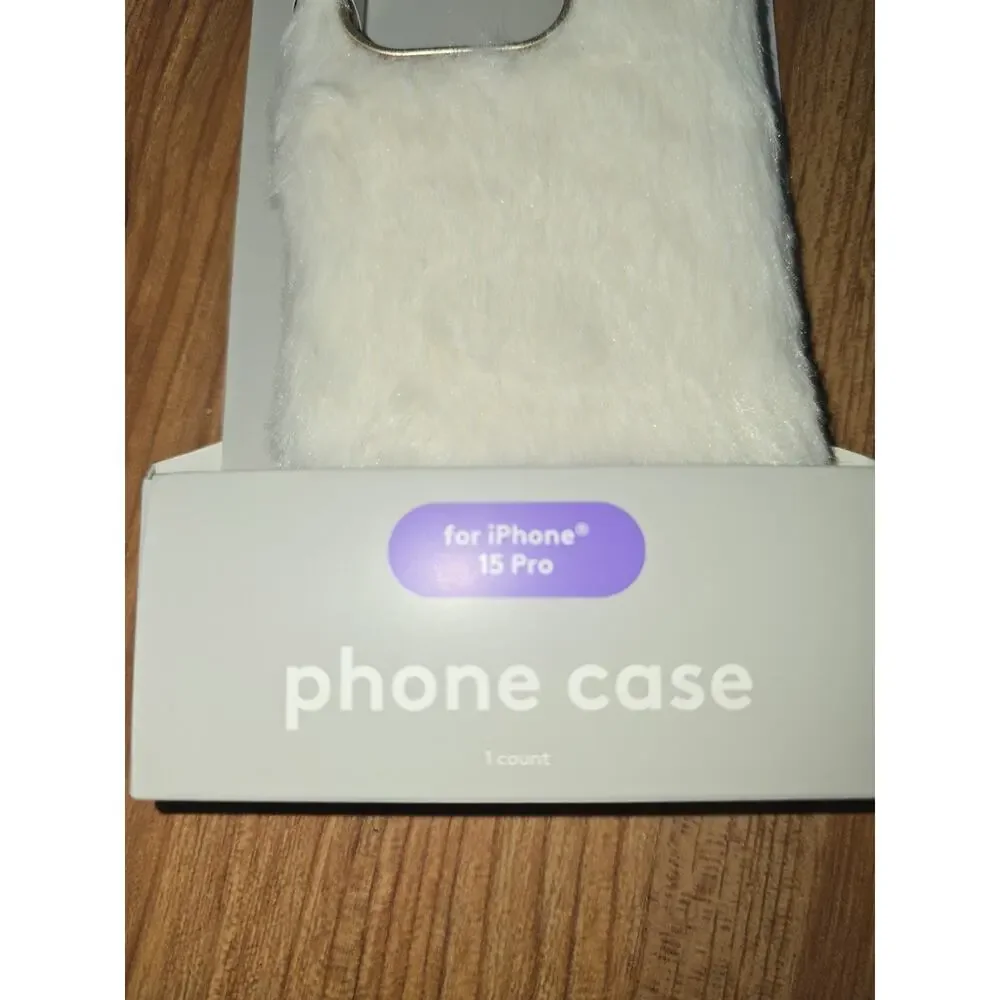Heyday Faux Fur Phone Case for Apple iPhone 15 Pro Cream (F408125-08/25) S16